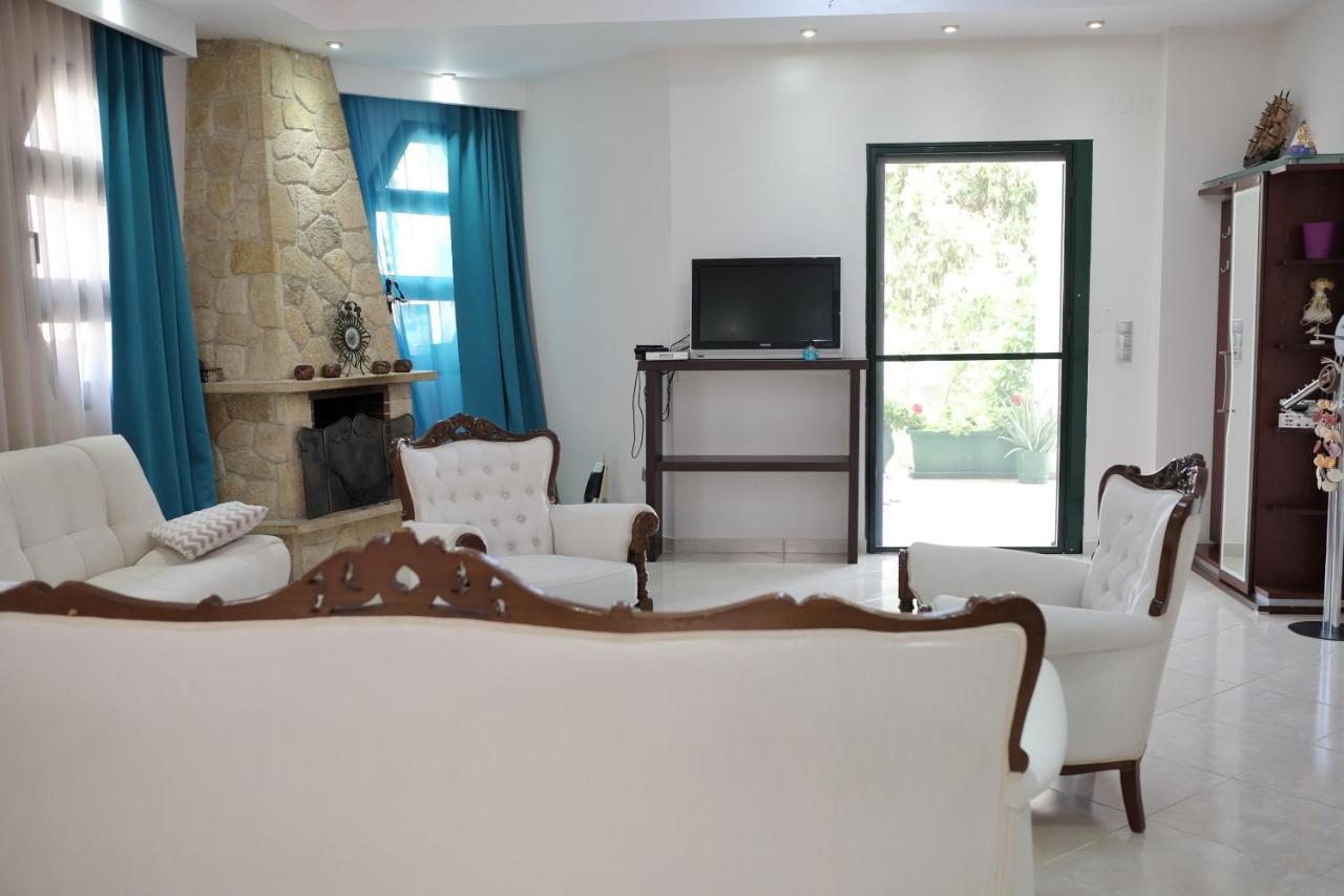 Irenes Apartment Kallithea  Exterior foto